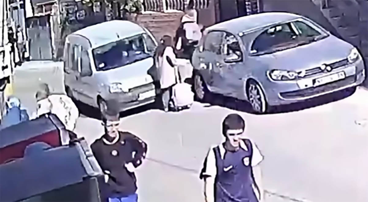 Auto udario devojčicu u Novom Pazaru (1).jpg