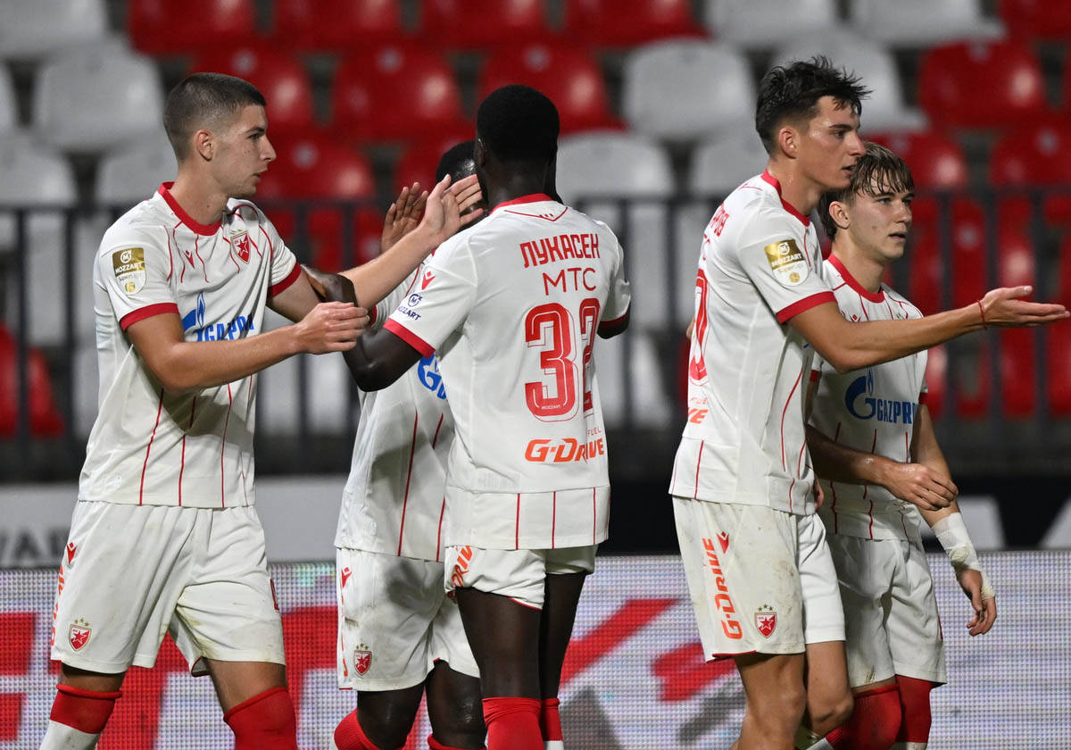 Crvena Zvezda - Radnički (1).jpg