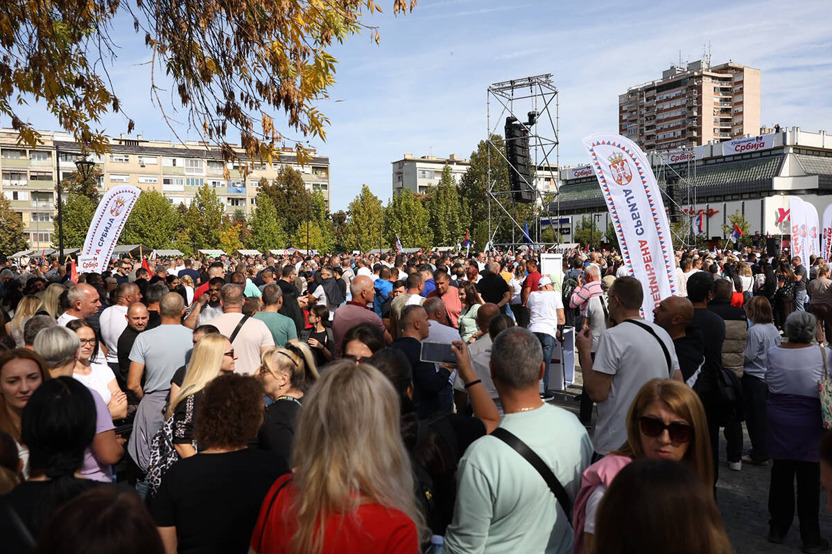 Aleksandar Vučić u Zrenjaninu (1).jpg