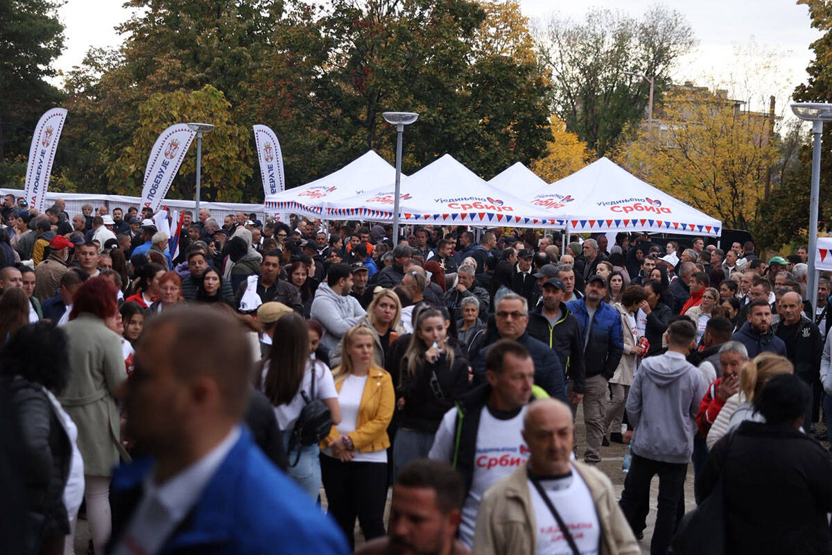 skup ujedinjena srbija u zaječaru (1).jpg