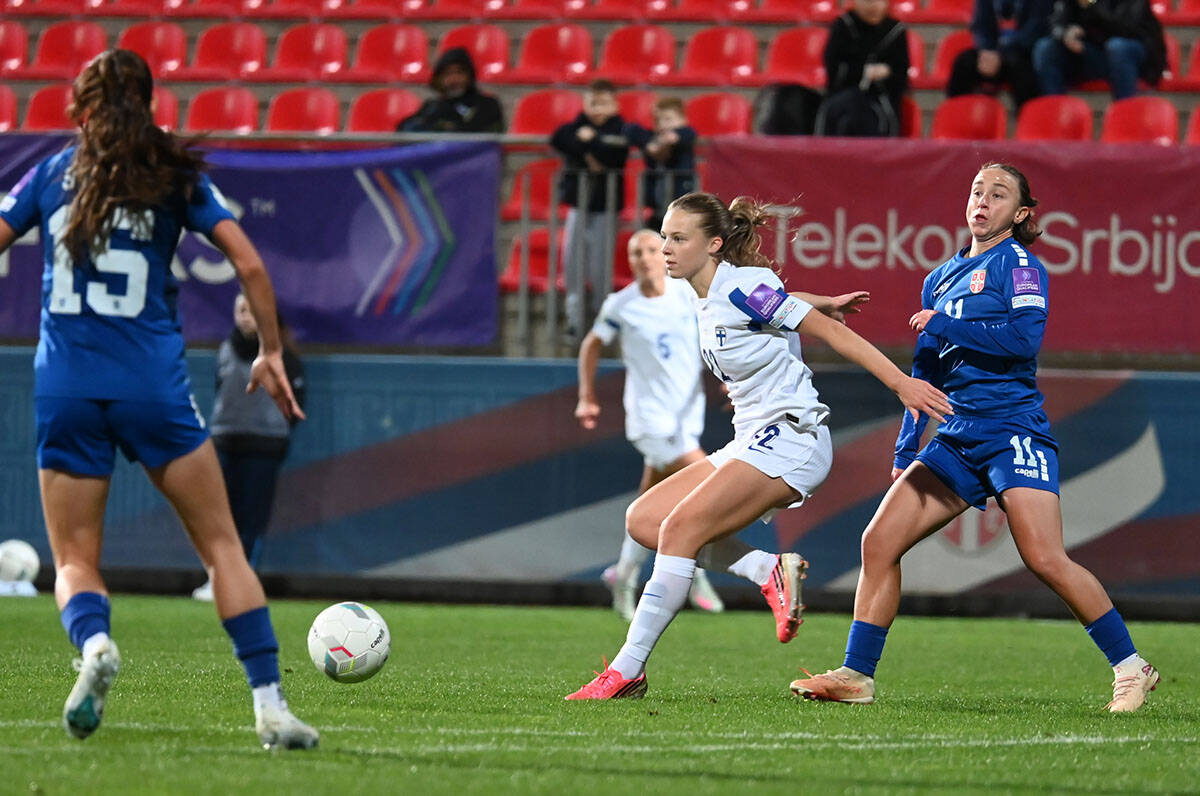 Srbija - Finska ženski fudbal (1).jpg