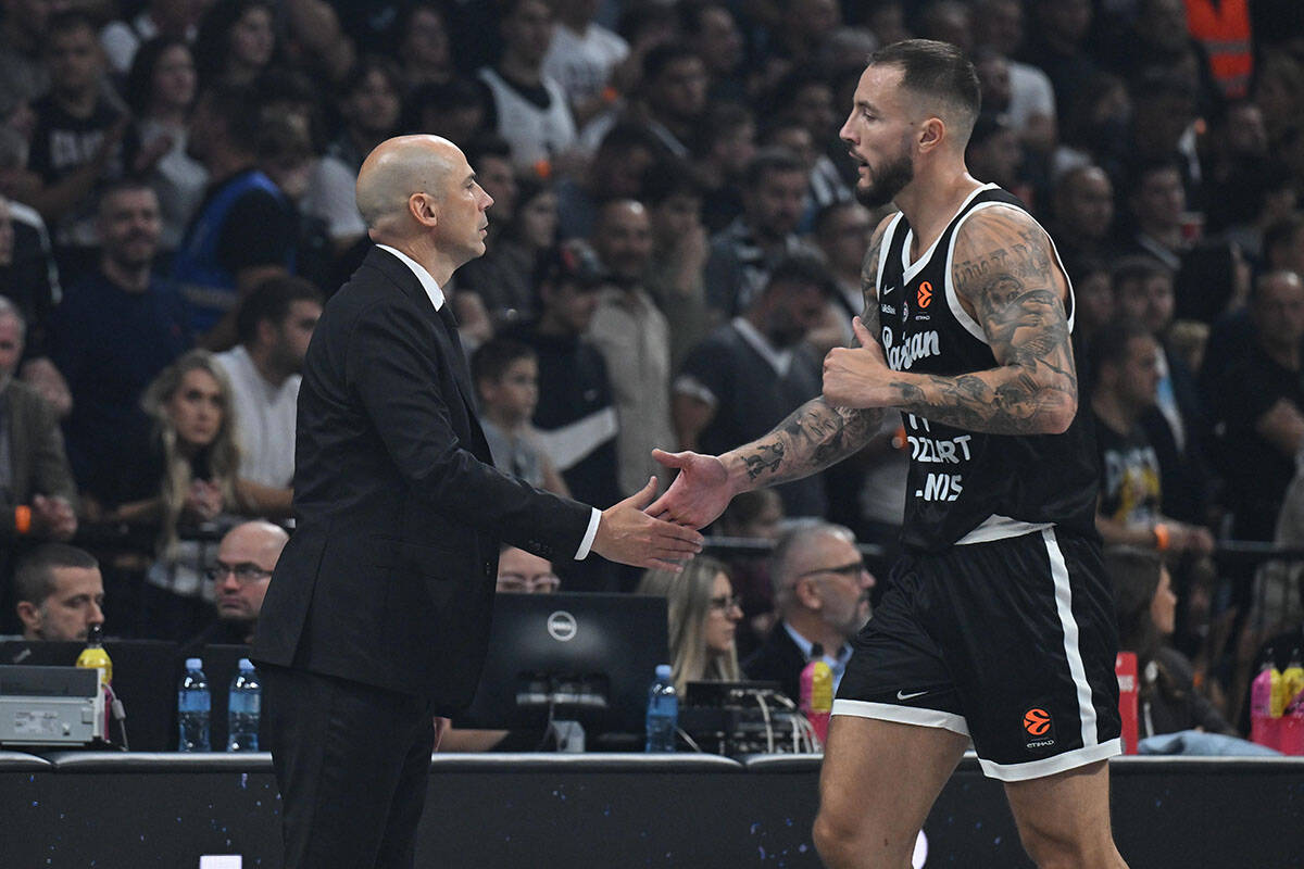Partizan - Panatinaikos (1).jpg