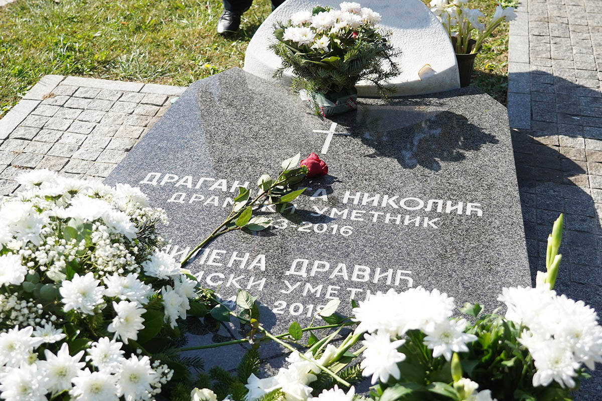 Milena Dravić pomen (1).jpg