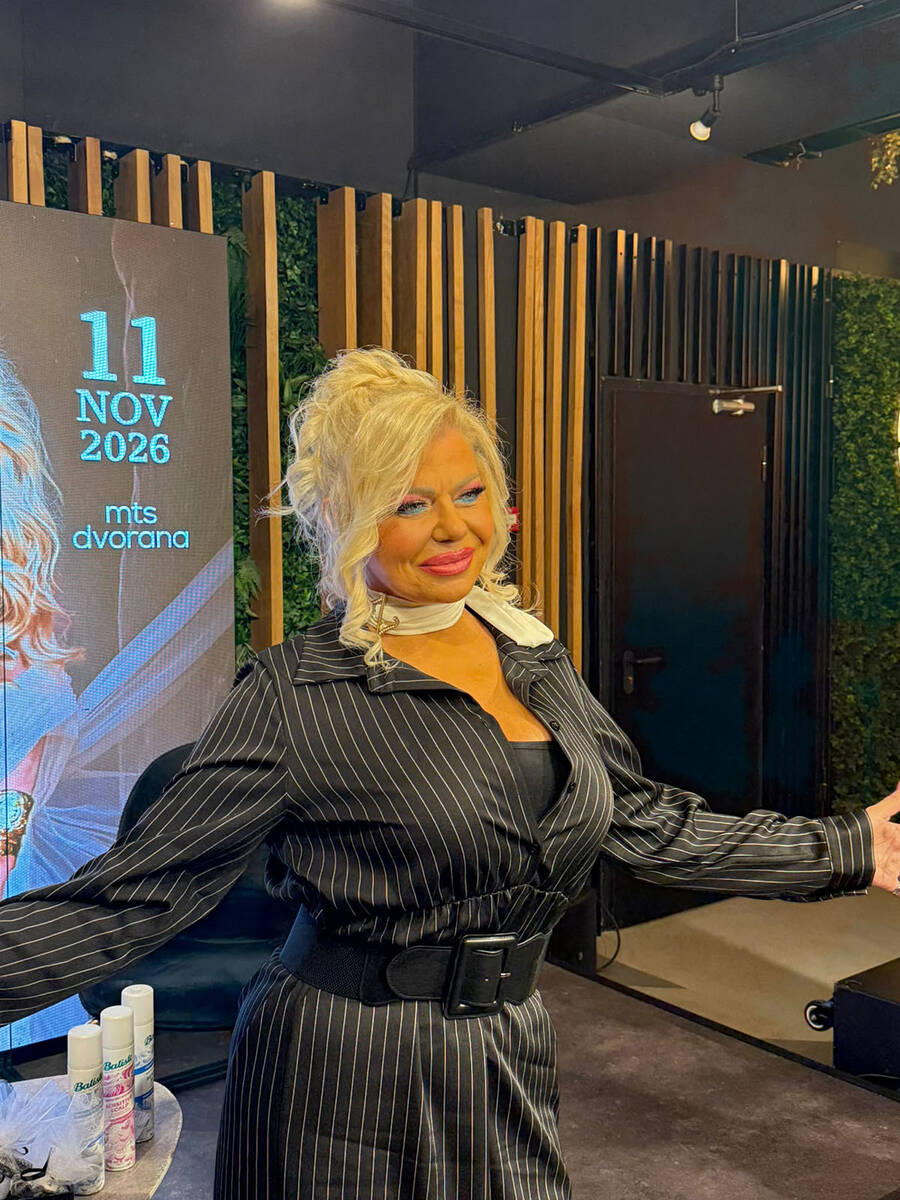 Zorana Pavić (1).jpg