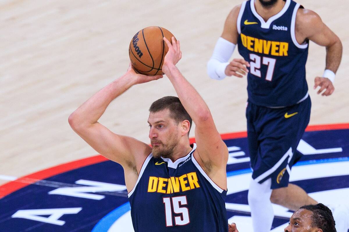 Nikola Jokić protiv Klipersa na predsezoni NBA lige