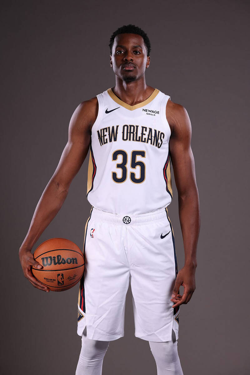 Christian Koloko (4).jpg