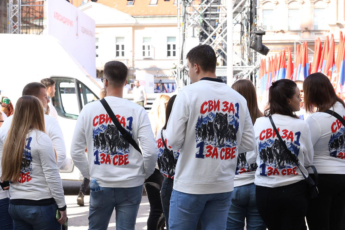 skup Ujedinjena Srbija u Novom Sadu (21).jpg