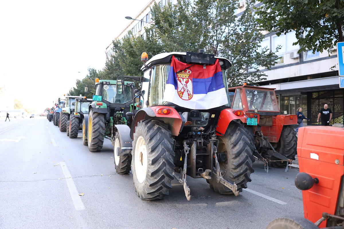 skup Ujedinjena Srbija u Novom Sadu (21).jpg