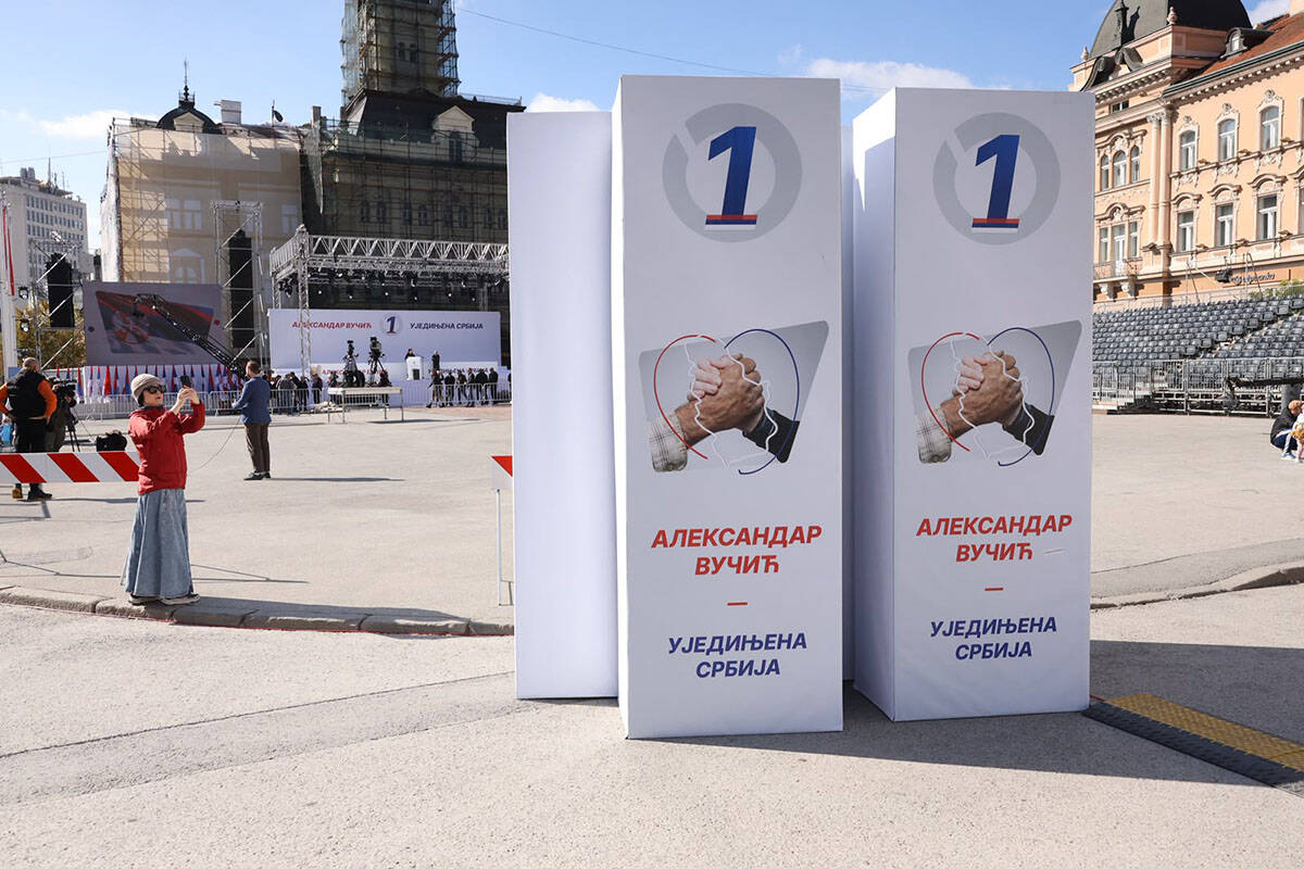 skup Ujedinjena Srbija u Novom Sadu (21).jpg