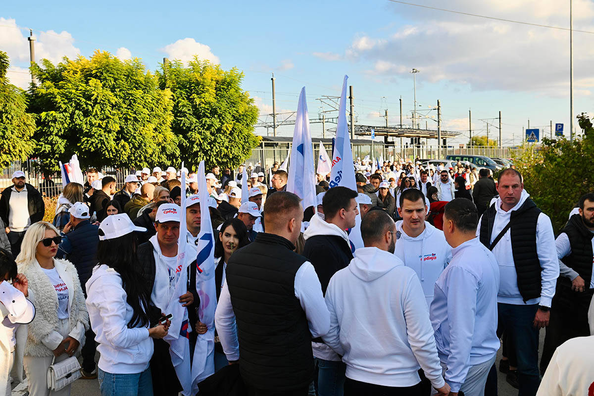 skup u Novom Sadu (1).jpg