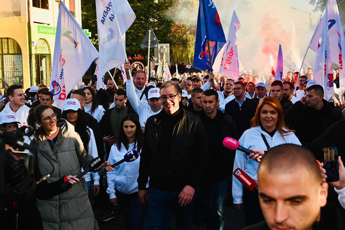 skup u Novom Sadu (1).jpg