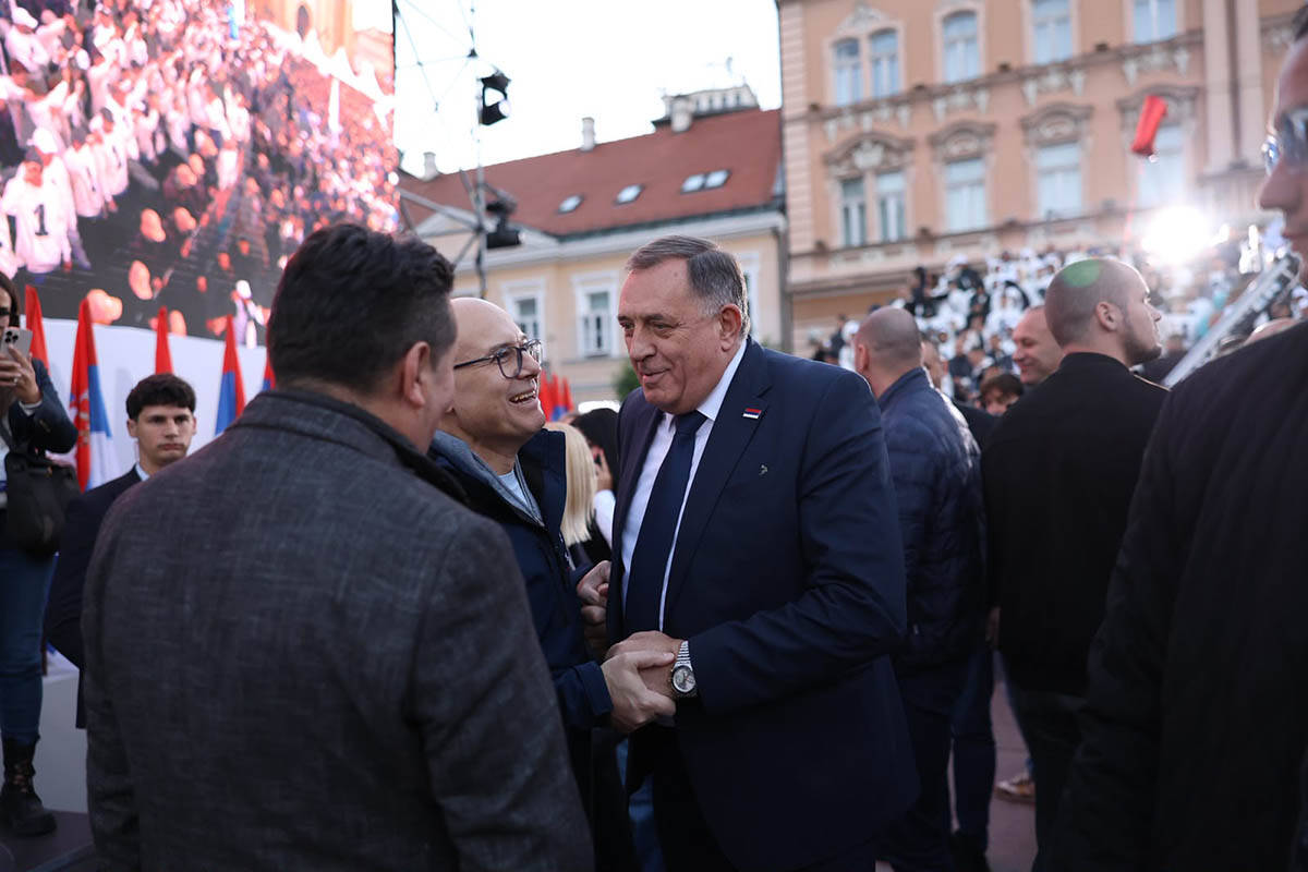 skup u Novom Sadu (1).jpg