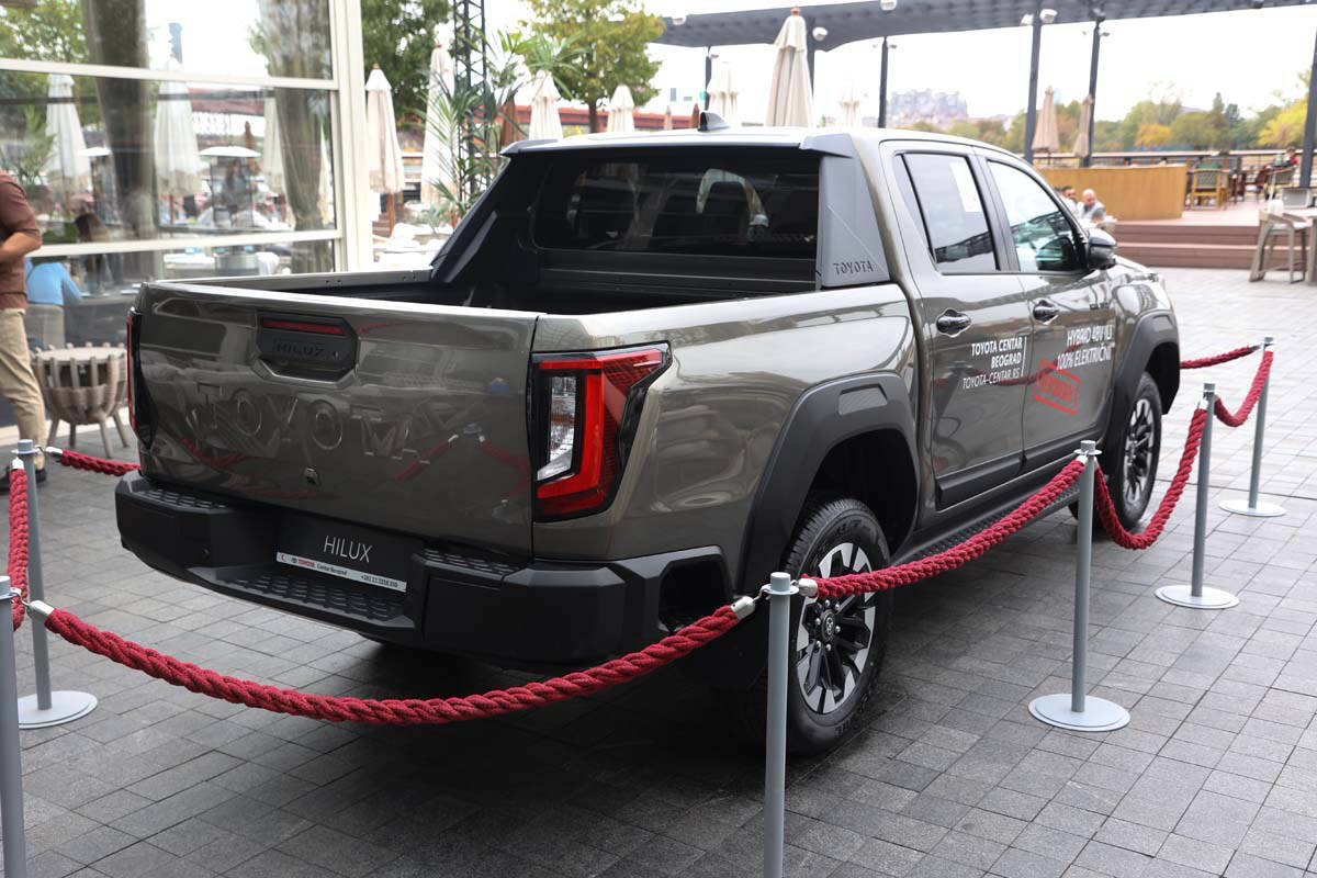 Toyota Galerija automobila 2026 (1).jpg