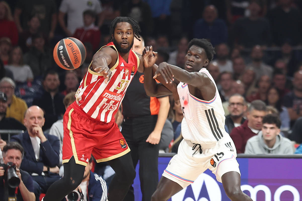 Crvena Zvezda - Pariz (1).jpg