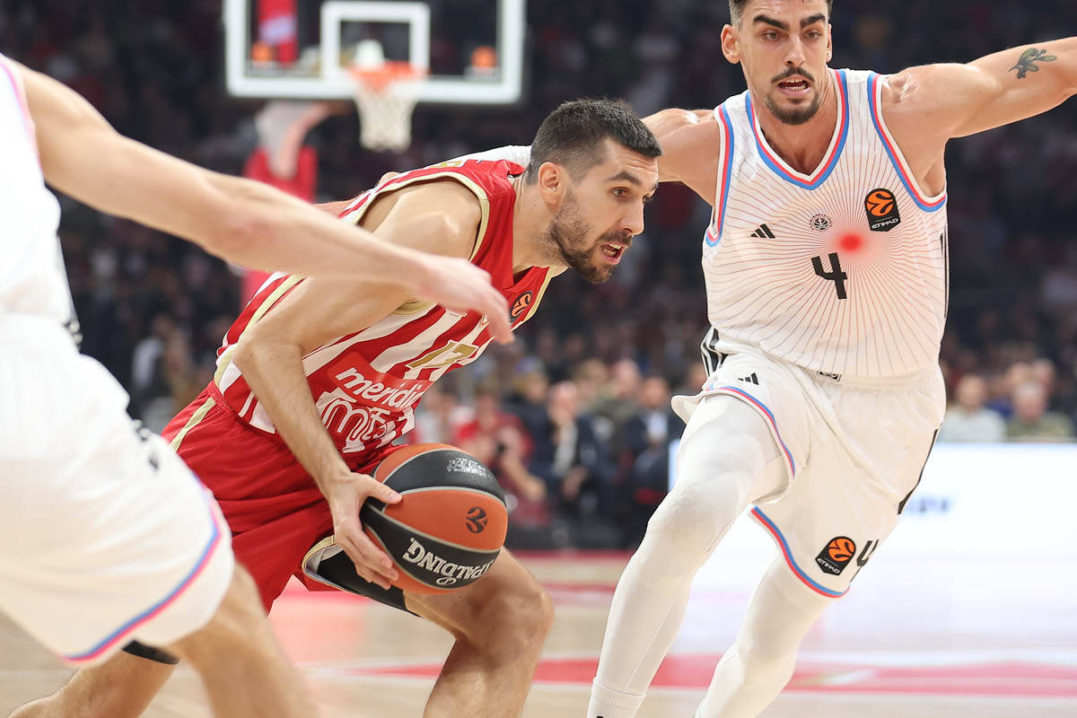 Crvena Zvezda - Pariz (1).jpg