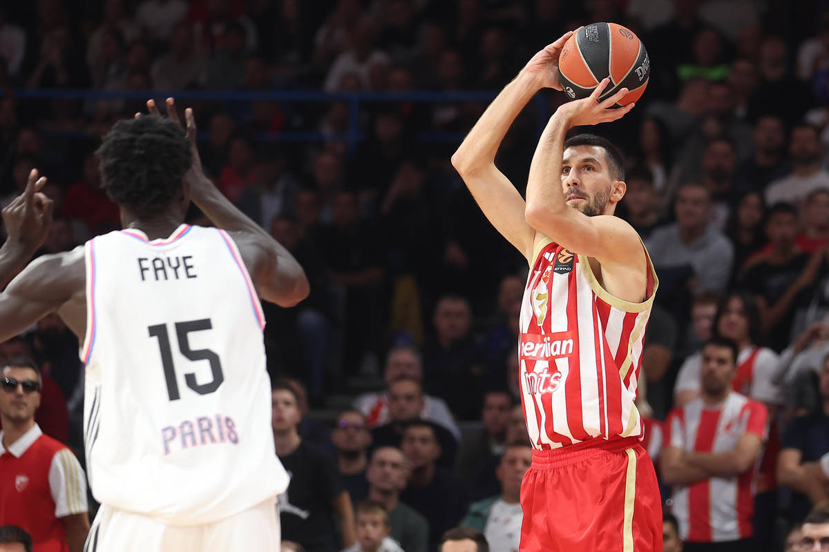 Crvena Zvezda - Pariz (1).jpg