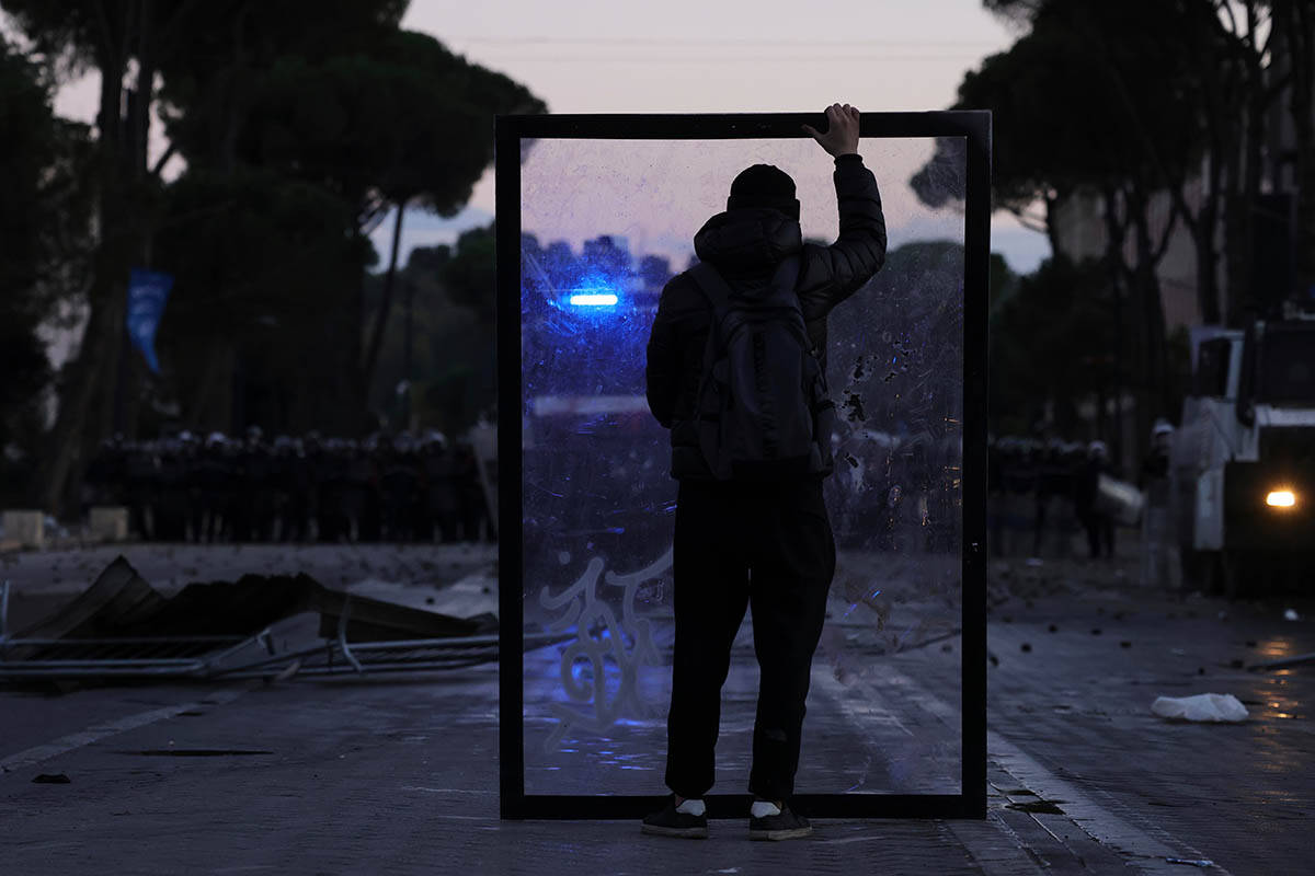 protesti u Albaniji (9).jpg