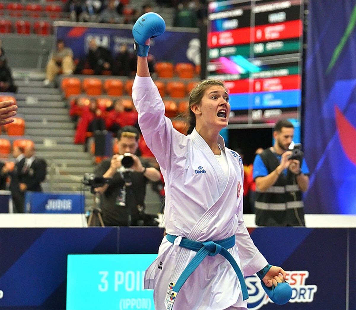 Nina Macura (1).jpg