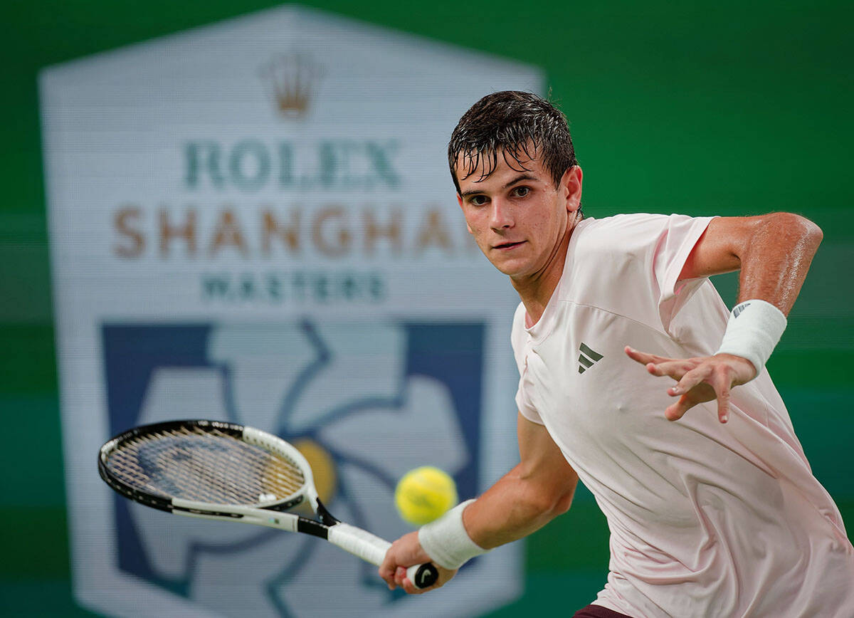 Danil Medvedev i Rafael Hodar (1).jpg
