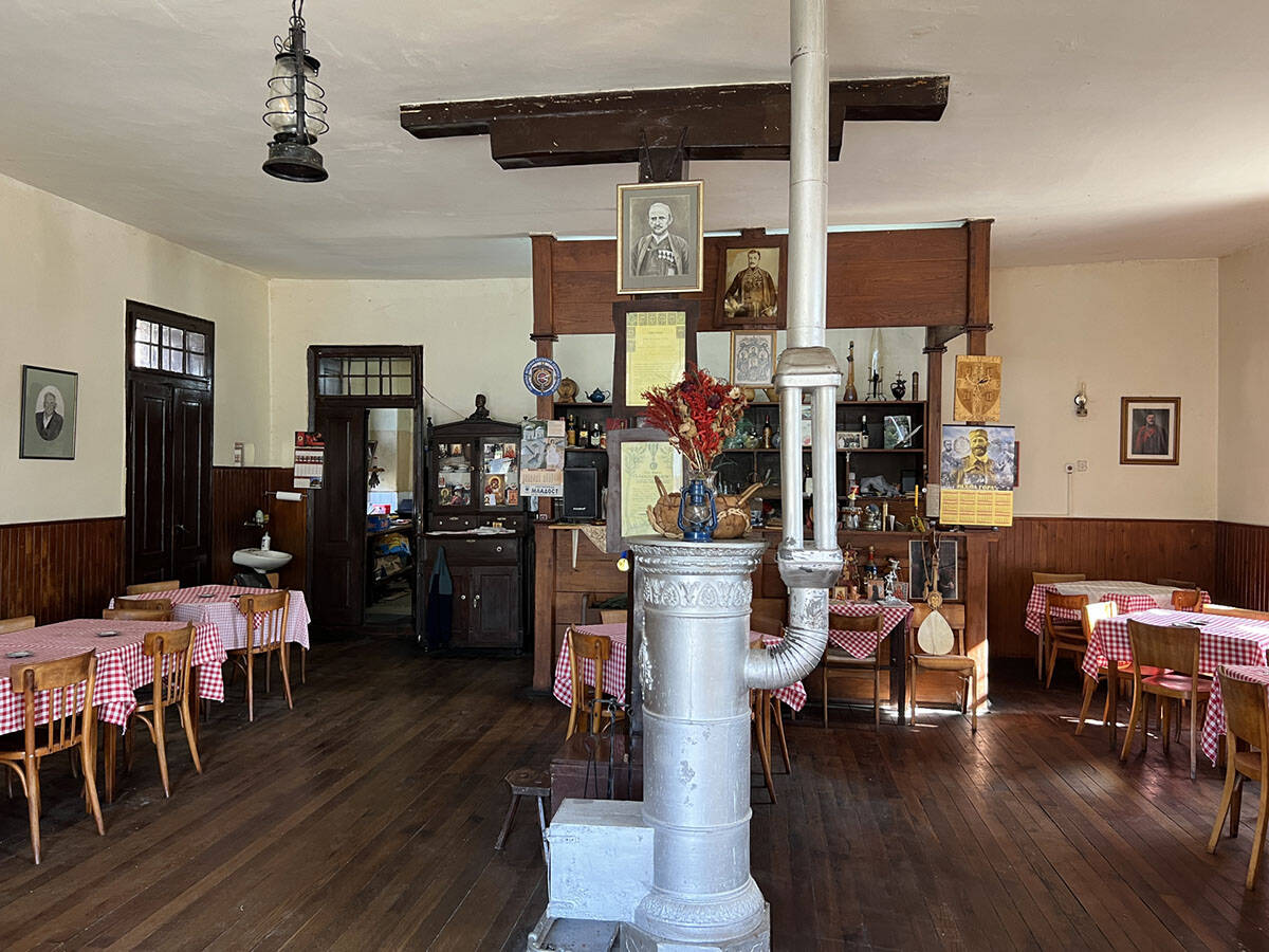 najstarija kafana u Šumadiji (2).jpg