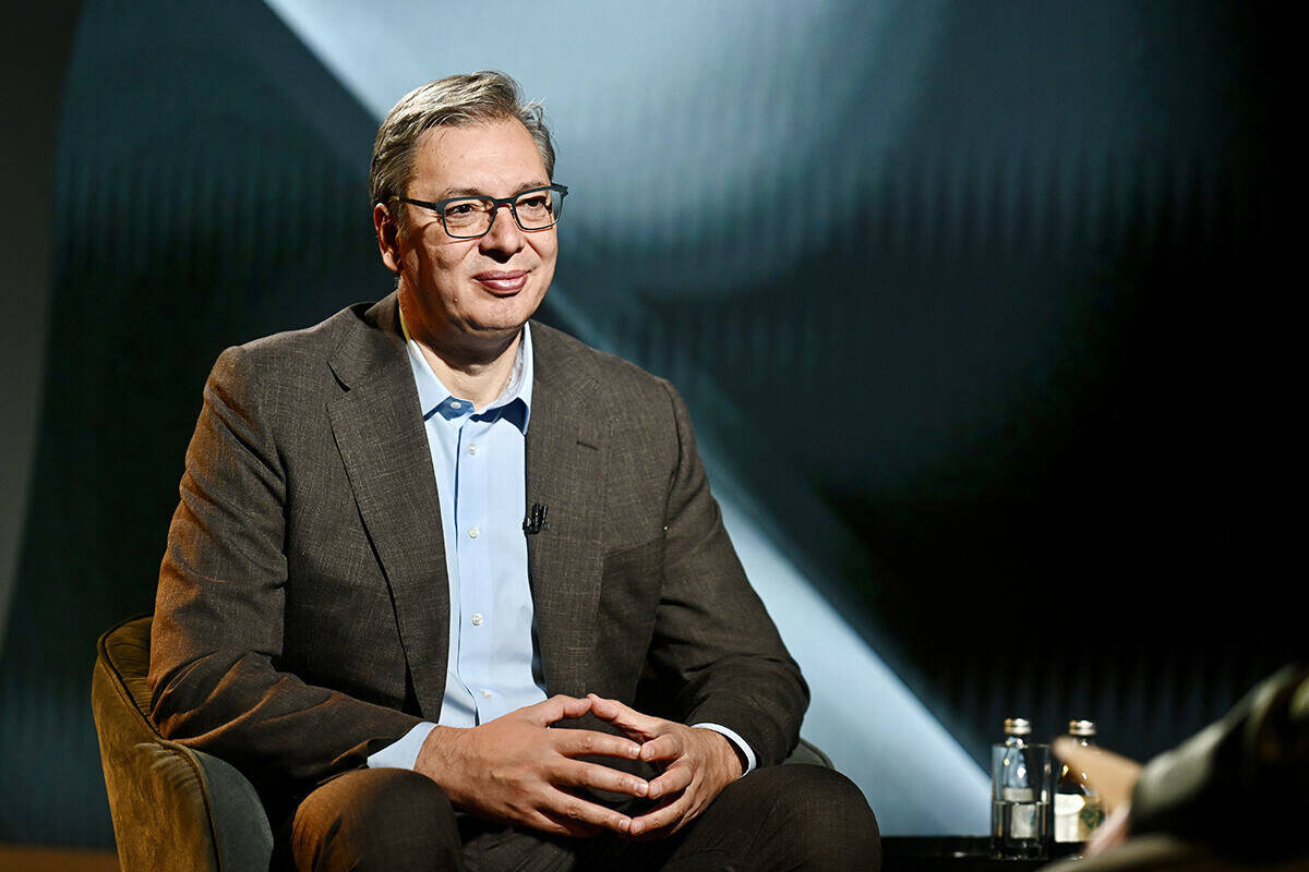 Aleksandar Vučić u emisiji Neispričano na Kurir TV (8).jpg