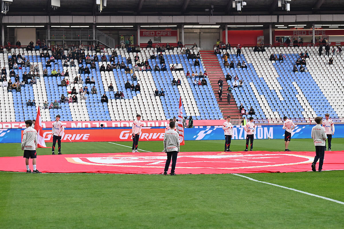 Crvena zvezda - Mladost Lučani (3).jpg