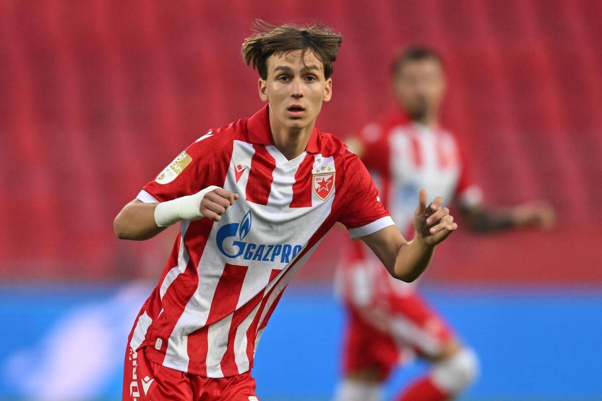 Andrej Sibinović na utakmici Zvezde