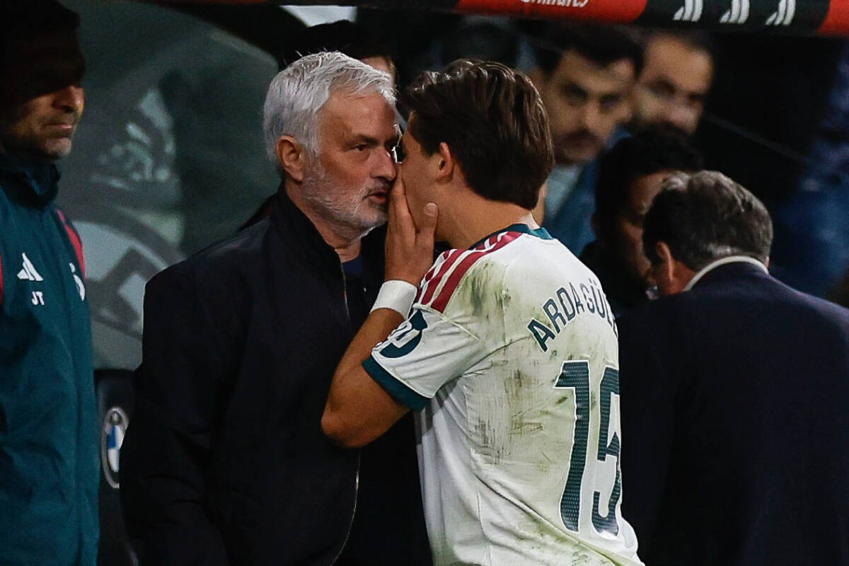 Arda Guler i Žoze Murinjo na utakmici Real Madrid Sevilja