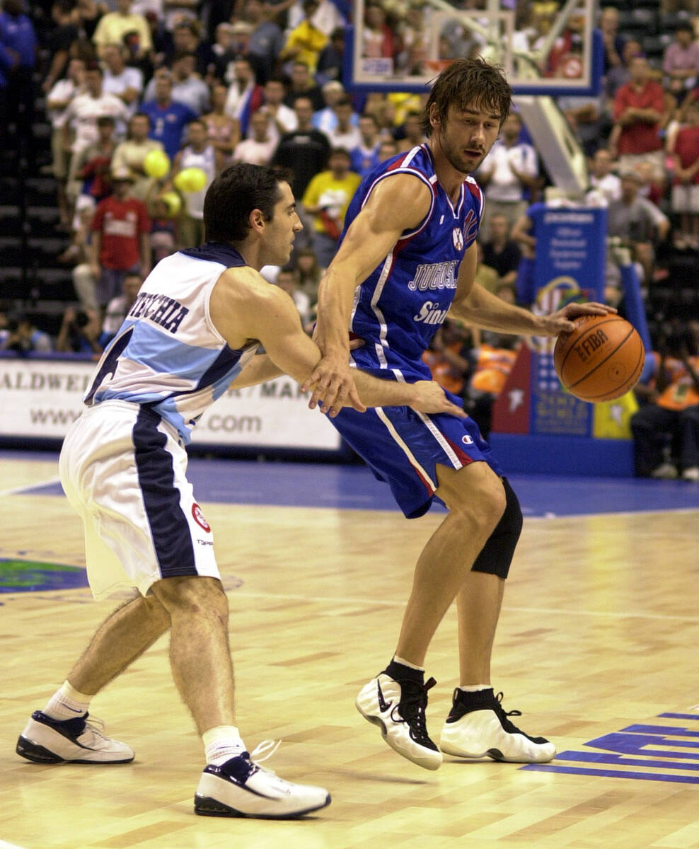 Marko Jaric (10).jpg