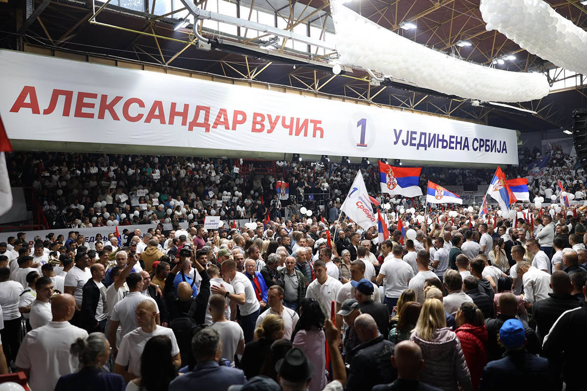 Skup liste Ujedinjena Srbija u Čačku 1.jpg