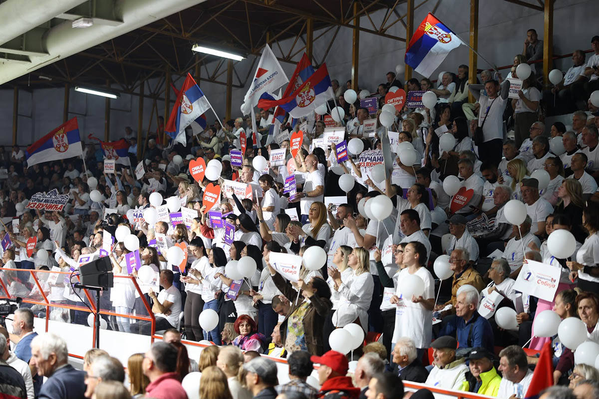 Skup liste Ujedinjena Srbija u Čačku 1.jpg