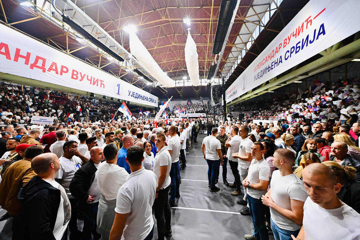 Skup liste Ujedinjena Srbija u Čačku 9.jpg