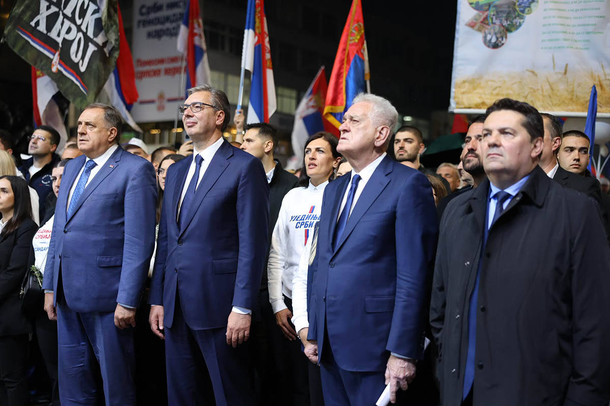 Skup liste Ujedinjena Srbija u Nišu (1).jpg