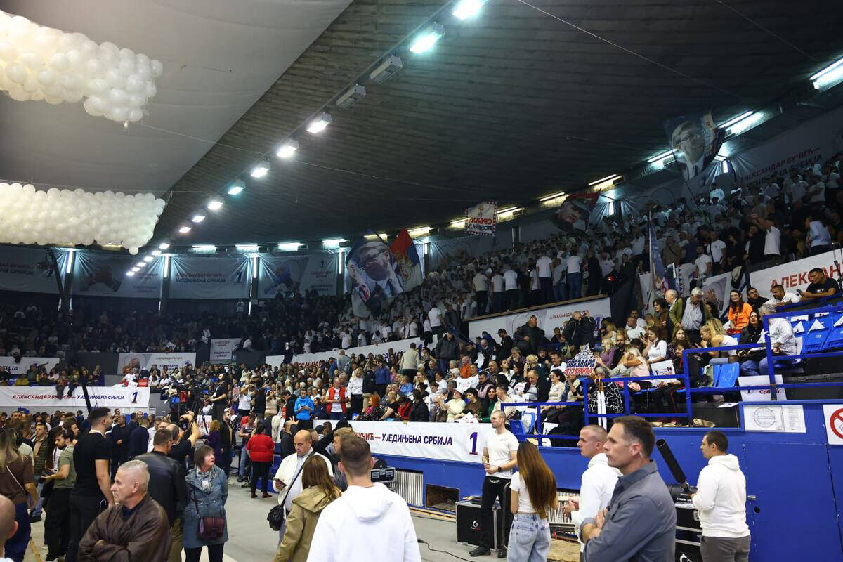 Veliki skup Ujedinjene Srbije u Hali sportova u Beogradu (1).jpg