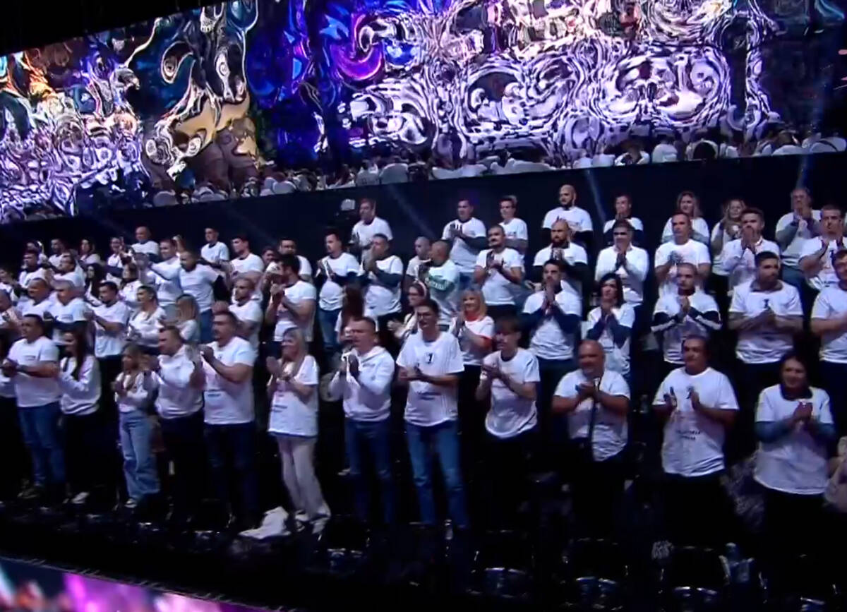 Aleksandar Vučić u emisiji na Pinku (1).jpg