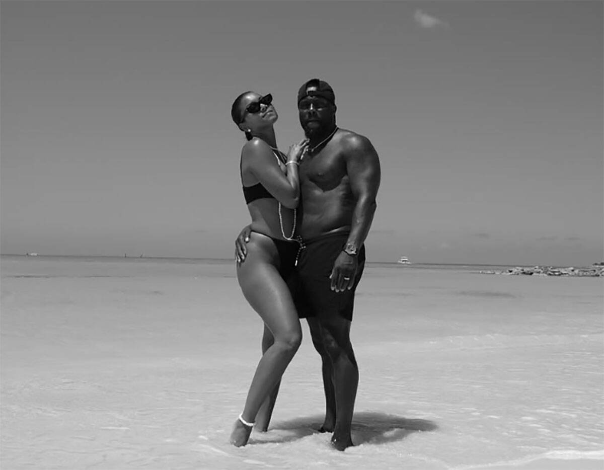 Kevin Hart i supruga Eniko Hart (1).jpg