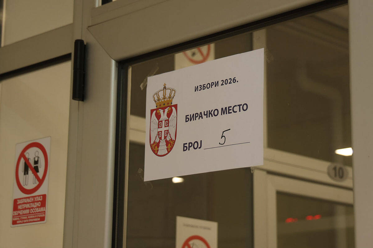 Gužve za glasanje (1).jpg