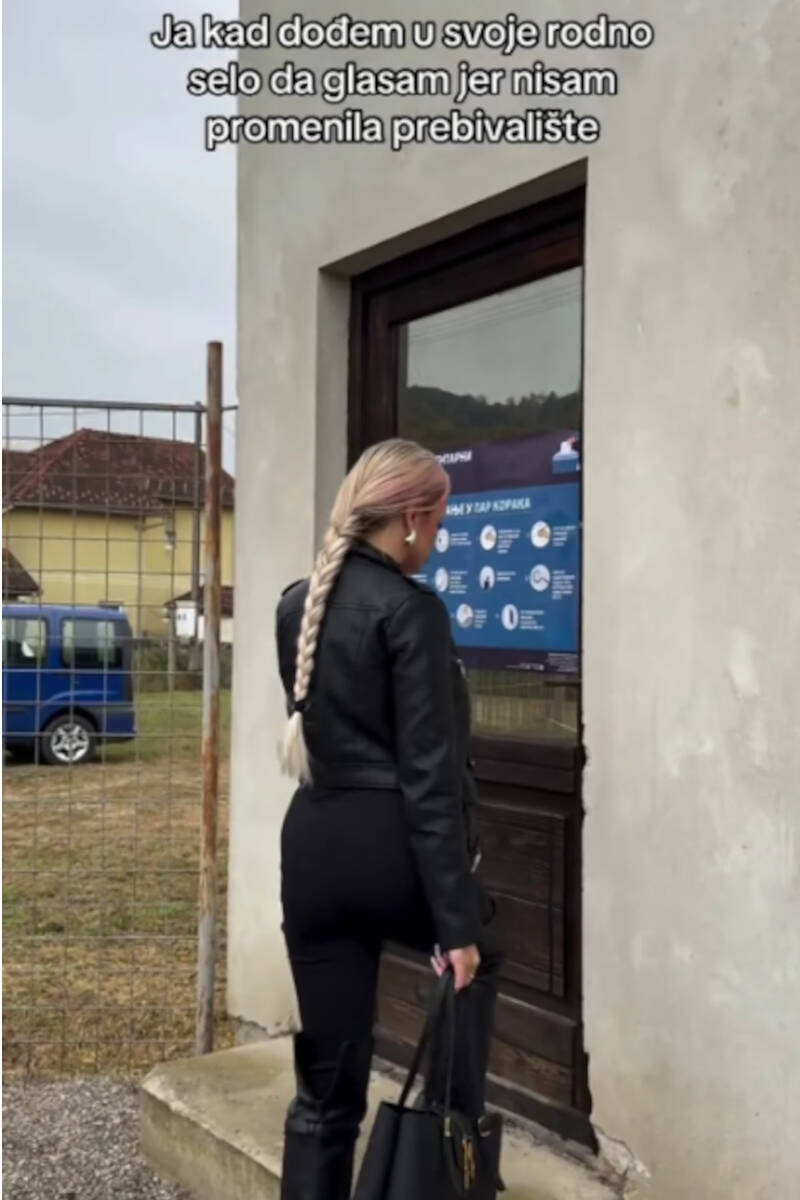 Anja Todorović glasanje selo2.jpg