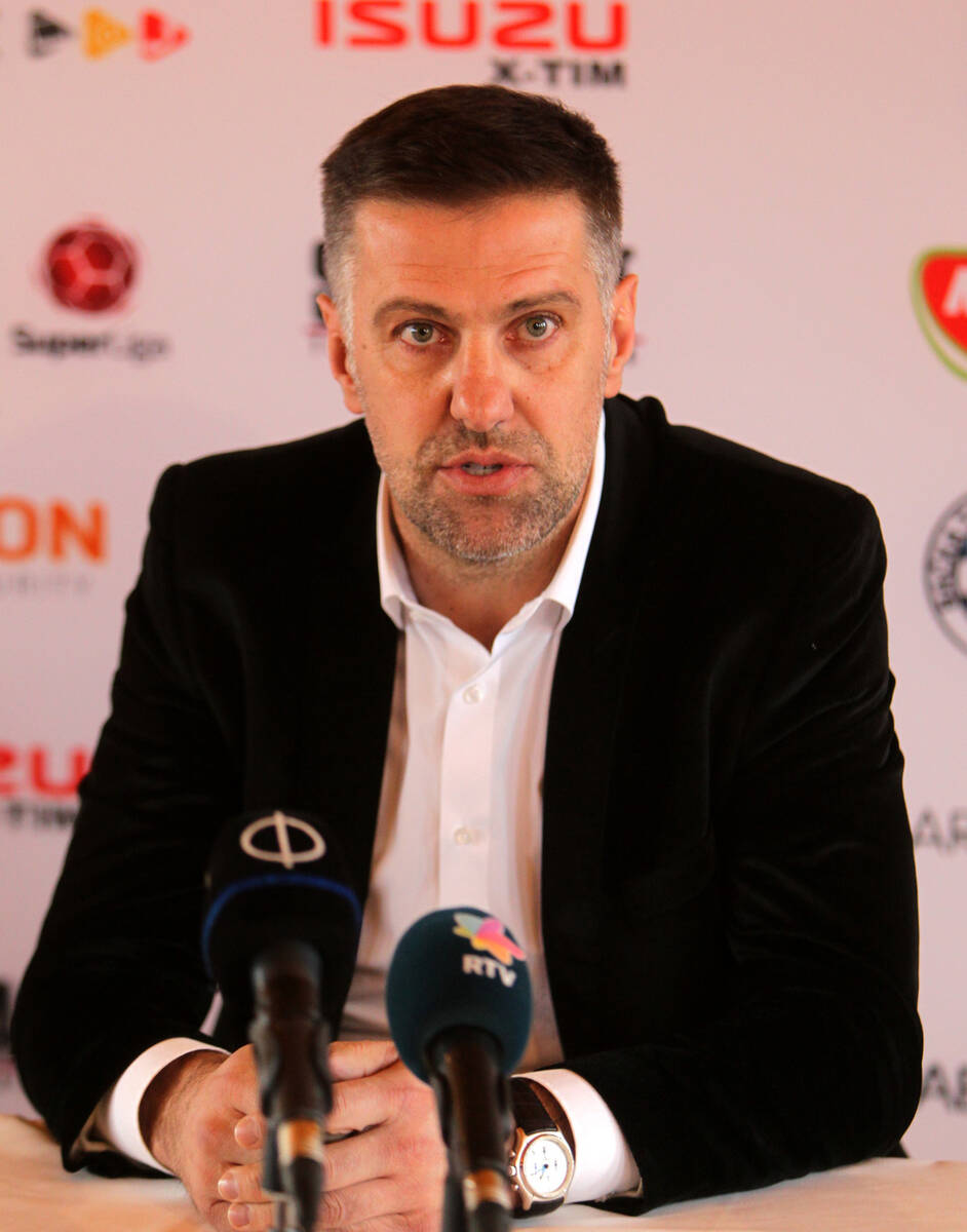 Mladen Krstajić