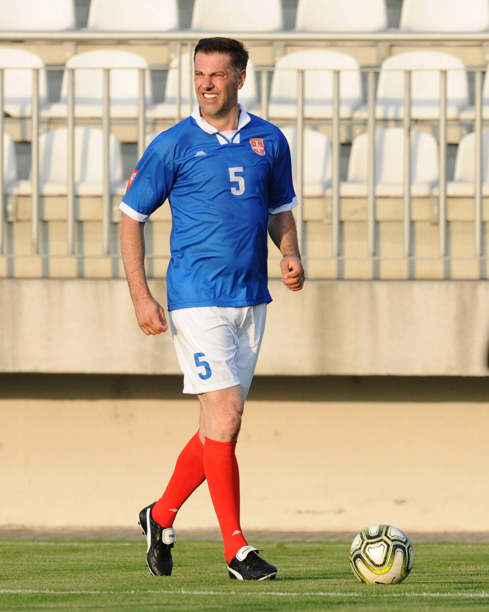 Mladen Krstajić