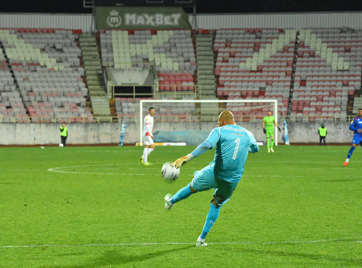 FK Radnicki vs FK Partizan (1).jpg