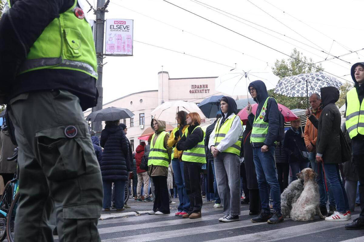 Pravni fakultet - 16 minuta tišine (1).jpg
