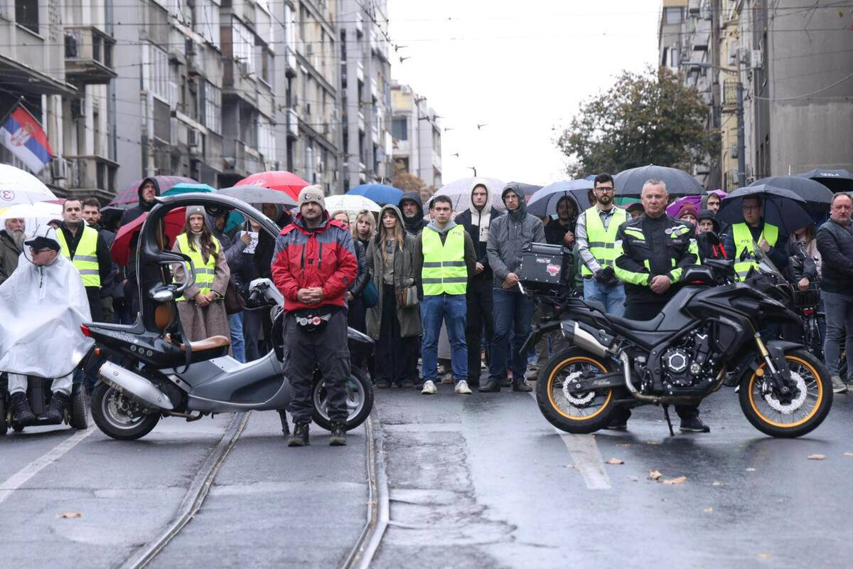 Pravni fakultet - 16 minuta tišine (1).jpg