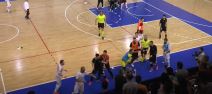 futsal skandal tuca fon novi pazar beograd pala krv nokaut video