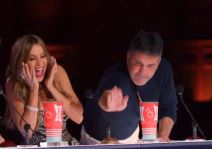 Sajmon Kauel jedva izvukao živu glavu