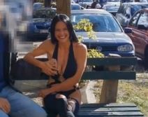 lili milf toples u parku