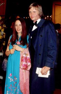 andjelina dzoli majka 