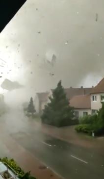 tornado u ceskoj video