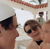 viki miljkovic kod cece na kipru