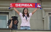 kosarkasice srbije pevaju vidovdan na doceku